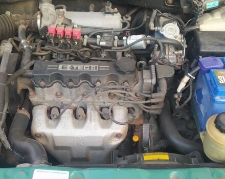 Зеленый Шевроле Авео, объемом двигателя 1.5 л и пробегом 270 тыс. км за 2500 $, фото 7 на Automoto.ua