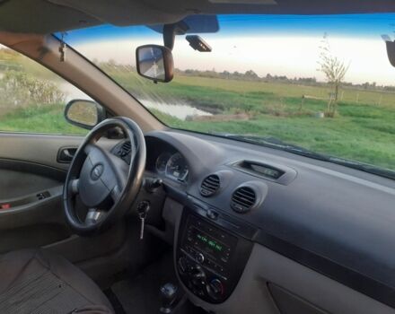 Зелений Шевроле Авео, об'ємом двигуна 1.6 л та пробігом 300 тис. км за 2999 $, фото 5 на Automoto.ua