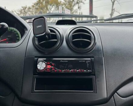 Зелений Шевроле Авео, об'ємом двигуна 2 л та пробігом 286 тис. км за 3600 $, фото 23 на Automoto.ua