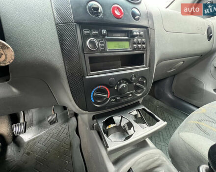 Зелений Шевроле Авео, об'ємом двигуна 1.5 л та пробігом 300 тис. км за 2350 $, фото 33 на Automoto.ua