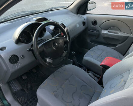 Зеленый Шевроле Авео, объемом двигателя 1.5 л и пробегом 254 тыс. км за 1990 $, фото 6 на Automoto.ua