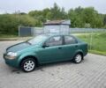 Зеленый Шевроле Авео, объемом двигателя 1.5 л и пробегом 250 тыс. км за 2350 $, фото 2 на Automoto.ua