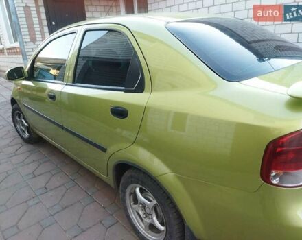 Зеленый Шевроле Авео, объемом двигателя 1.5 л и пробегом 140 тыс. км за 3700 $, фото 3 на Automoto.ua
