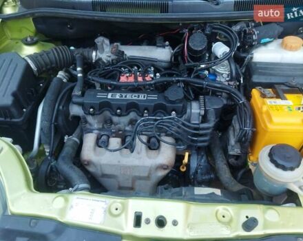 Зеленый Шевроле Авео, объемом двигателя 1.5 л и пробегом 140 тыс. км за 3700 $, фото 5 на Automoto.ua