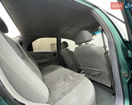 Зелений Шевроле Авео, об'ємом двигуна 1.5 л та пробігом 300 тис. км за 2350 $, фото 29 на Automoto.ua