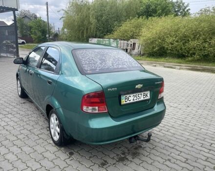 Зеленый Шевроле Авео, объемом двигателя 1.5 л и пробегом 250 тыс. км за 2350 $, фото 3 на Automoto.ua