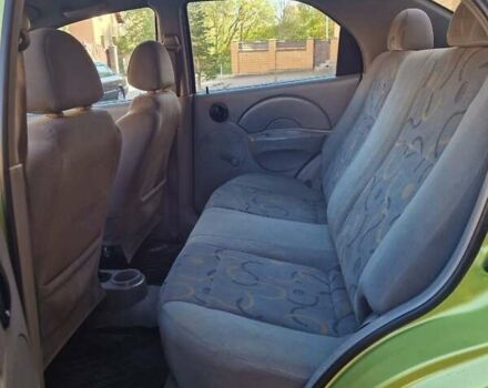 Зеленый Шевроле Авео, объемом двигателя 1.5 л и пробегом 223 тыс. км за 1850 $, фото 1 на Automoto.ua