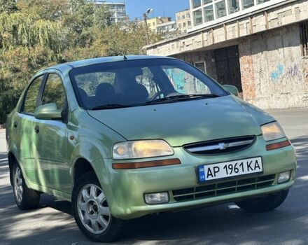 Зеленый Шевроле Авео, объемом двигателя 1.5 л и пробегом 221 тыс. км за 2949 $, фото 1 на Automoto.ua