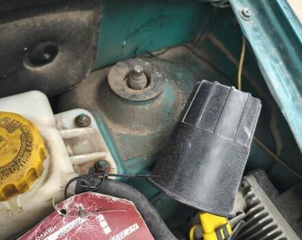 Зелений Шевроле Авео, об'ємом двигуна 1.5 л та пробігом 211 тис. км за 2500 $, фото 9 на Automoto.ua