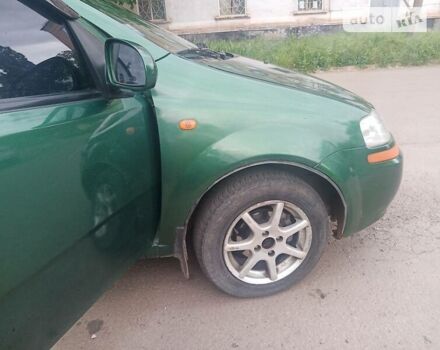 Зеленый Шевроле Авео, объемом двигателя 1.5 л и пробегом 305 тыс. км за 2000 $, фото 13 на Automoto.ua