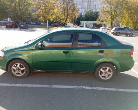 Зелений Шевроле Авео, об'ємом двигуна 1.5 л та пробігом 280 тис. км за 1550 $, фото 3 на Automoto.ua