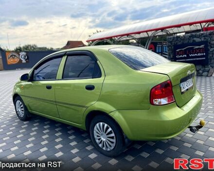 Зеленый Шевроле Авео, объемом двигателя 1.5 л и пробегом 250 тыс. км за 2600 $, фото 3 на Automoto.ua