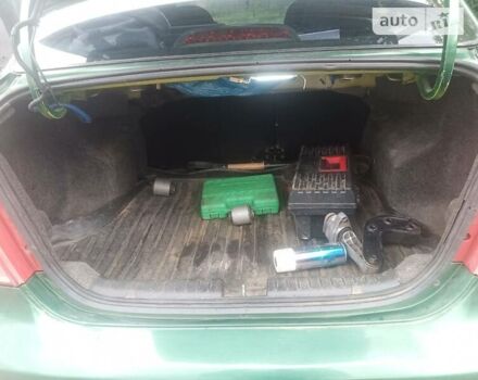 Зеленый Шевроле Авео, объемом двигателя 1.5 л и пробегом 305 тыс. км за 2000 $, фото 15 на Automoto.ua