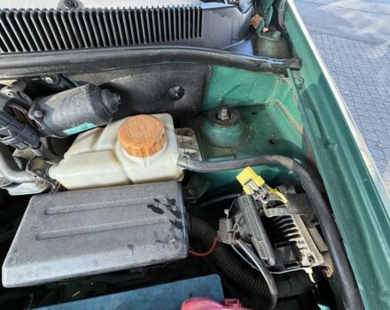 Зеленый Шевроле Авео, объемом двигателя 1.5 л и пробегом 308 тыс. км за 2250 $, фото 7 на Automoto.ua