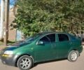 Зеленый Шевроле Авео, объемом двигателя 1.5 л и пробегом 350 тыс. км за 2000 $, фото 1 на Automoto.ua