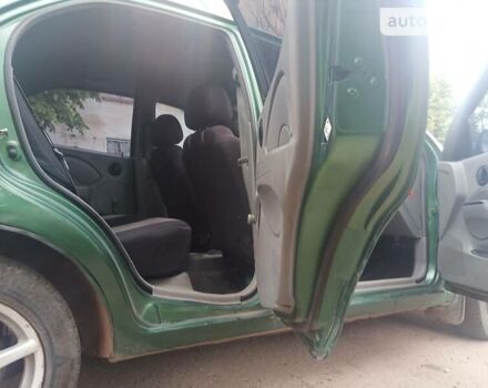 Зеленый Шевроле Авео, объемом двигателя 1.5 л и пробегом 305 тыс. км за 2000 $, фото 10 на Automoto.ua