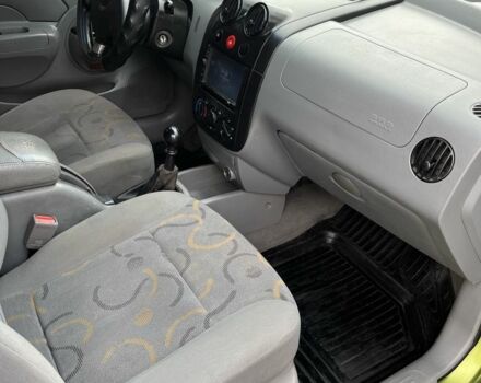 Зелений Шевроле Авео, об'ємом двигуна 0 л та пробігом 400 тис. км за 2400 $, фото 5 на Automoto.ua