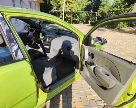 Зелений Шевроле Авео, об'ємом двигуна 1.5 л та пробігом 110 тис. км за 3699 $, фото 17 на Automoto.ua