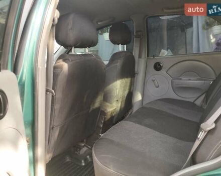 Зеленый Шевроле Авео, объемом двигателя 1.5 л и пробегом 230 тыс. км за 3000 $, фото 12 на Automoto.ua