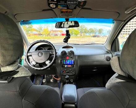 Зеленый Шевроле Авео, объемом двигателя 1.5 л и пробегом 179 тыс. км за 3150 $, фото 6 на Automoto.ua