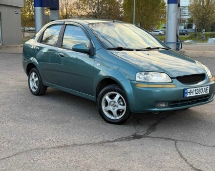 Зелений Шевроле Авео, об'ємом двигуна 1.5 л та пробігом 285 тис. км за 3200 $, фото 1 на Automoto.ua