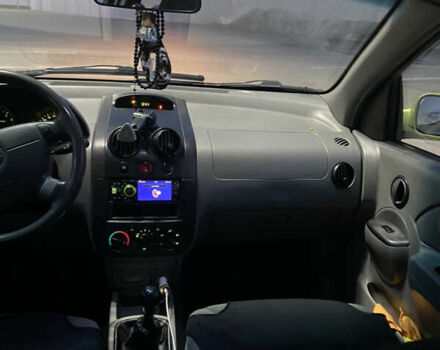 Зеленый Шевроле Авео, объемом двигателя 1.5 л и пробегом 206 тыс. км за 4131 $, фото 4 на Automoto.ua