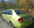 Зеленый Шевроле Авео, объемом двигателя 1.5 л и пробегом 280 тыс. км за 1500 $, фото 1 на Automoto.ua