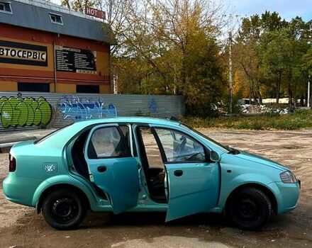 Зеленый Шевроле Авео, объемом двигателя 1.5 л и пробегом 179 тыс. км за 3150 $, фото 9 на Automoto.ua