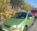 Зеленый Шевроле Авео, объемом двигателя 1.5 л и пробегом 280 тыс. км за 1500 $, фото 2 на Automoto.ua