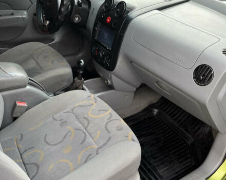 Зелений Шевроле Авео, об'ємом двигуна 1.5 л та пробігом 40 тис. км за 2400 $, фото 7 на Automoto.ua