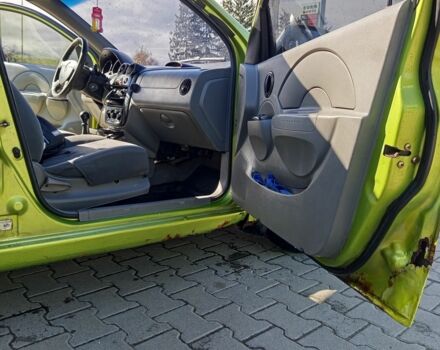 Зеленый Шевроле Авео, объемом двигателя 1.6 л и пробегом 3 тыс. км за 1650 $, фото 4 на Automoto.ua