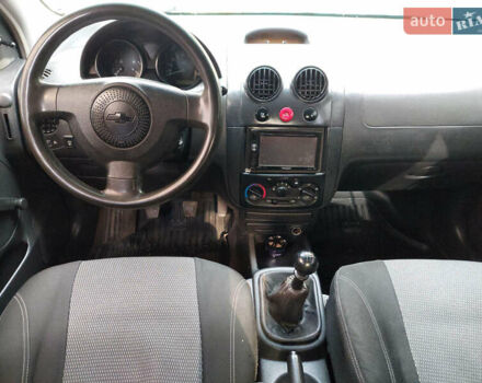 Зелений Шевроле Авео, об'ємом двигуна 1.5 л та пробігом 190 тис. км за 2800 $, фото 13 на Automoto.ua