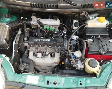 Зеленый Шевроле Авео, объемом двигателя 1.5 л и пробегом 230 тыс. км за 3000 $, фото 1 на Automoto.ua