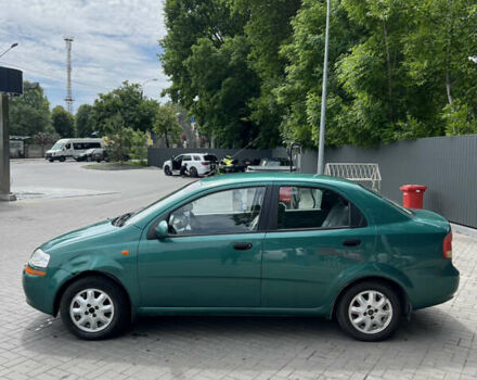 Зелений Шевроле Авео, об'ємом двигуна 1.5 л та пробігом 230 тис. км за 2600 $, фото 3 на Automoto.ua