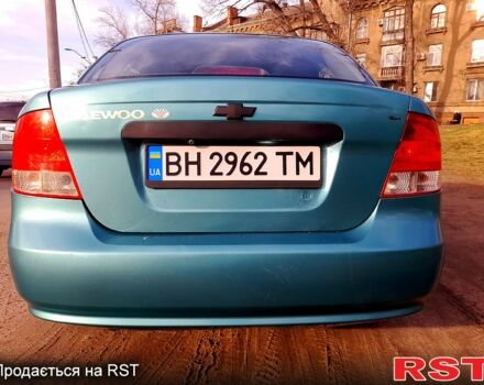 Зеленый Шевроле Авео, объемом двигателя 1.5 л и пробегом 275 тыс. км за 2250 $, фото 3 на Automoto.ua