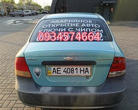 Зеленый Шевроле Авео, объемом двигателя 1.5 л и пробегом 162 тыс. км за 2000 $, фото 1 на Automoto.ua