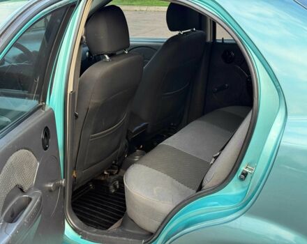 Зелений Шевроле Авео, об'ємом двигуна 1.5 л та пробігом 285 тис. км за 3200 $, фото 7 на Automoto.ua