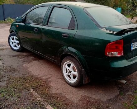 Шевроле Авео 2005 в Кропивницком (Кировограде) на Automoto.ua Зеленый Шевроле Авео, объемом двигателя 1.5 л и пробегом 200 тыс. км за 2000 $, фото 1 на Automoto.ua