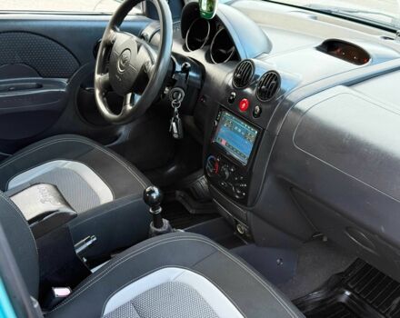 Зелений Шевроле Авео, об'ємом двигуна 1.5 л та пробігом 285 тис. км за 3200 $, фото 10 на Automoto.ua