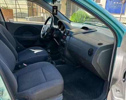 Зеленый Шевроле Авео, объемом двигателя 1.5 л и пробегом 159 тыс. км за 3800 $, фото 3 на Automoto.ua