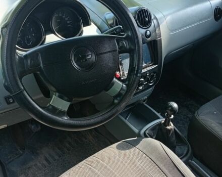 Зеленый Шевроле Авео, объемом двигателя 1.5 л и пробегом 280 тыс. км за 1500 $, фото 4 на Automoto.ua