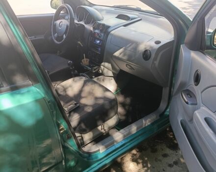 Зелений Шевроле Авео, об'ємом двигуна 1.5 л та пробігом 200 тис. км за 2700 $, фото 20 на Automoto.ua