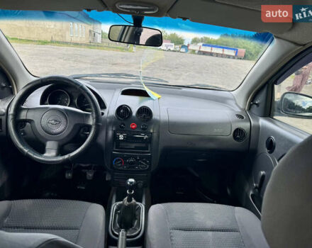 Зелений Шевроле Авео, об'ємом двигуна 1.5 л та пробігом 160 тис. км за 2300 $, фото 6 на Automoto.ua