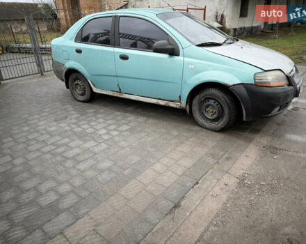 Зелений Шевроле Авео, об'ємом двигуна 1.5 л та пробігом 281 тис. км за 1550 $, фото 3 на Automoto.ua