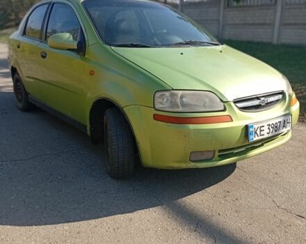 Зеленый Шевроле Авео, объемом двигателя 1.5 л и пробегом 280 тыс. км за 1500 $, фото 3 на Automoto.ua