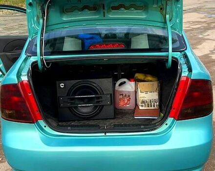 Зеленый Шевроле Авео, объемом двигателя 1.5 л и пробегом 179 тыс. км за 3150 $, фото 10 на Automoto.ua