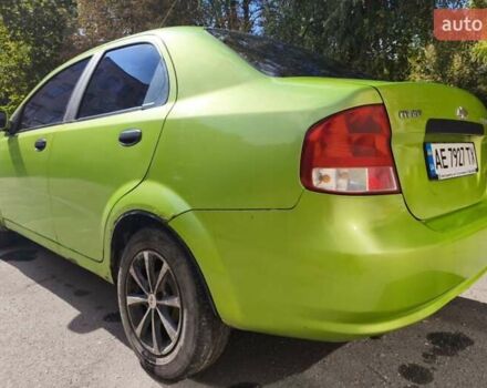 Зеленый Шевроле Авео, объемом двигателя 1.5 л и пробегом 344 тыс. км за 2400 $, фото 7 на Automoto.ua