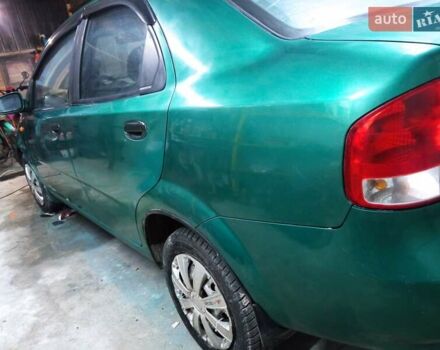 Зелений Шевроле Авео, об'ємом двигуна 1.5 л та пробігом 150 тис. км за 2913 $, фото 3 на Automoto.ua