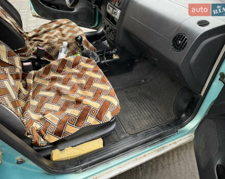 Зелений Шевроле Авео, об'ємом двигуна 1.5 л та пробігом 281 тис. км за 1550 $, фото 14 на Automoto.ua