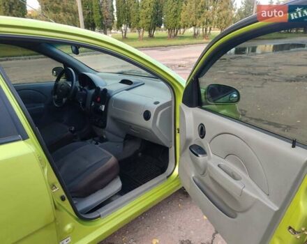 Зелений Шевроле Авео, об'ємом двигуна 1.5 л та пробігом 185 тис. км за 3699 $, фото 10 на Automoto.ua
